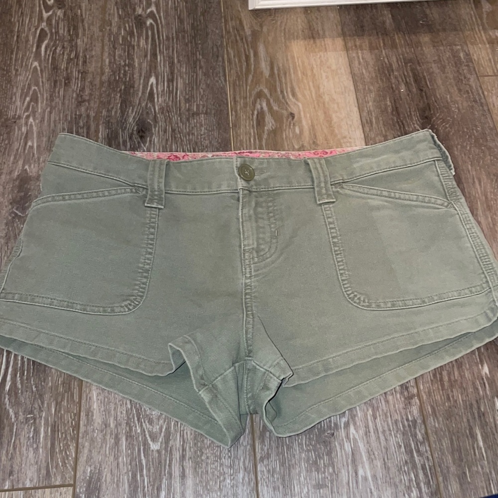 Abercrombie and Fitch Green Kaiki Low Waised Shorts